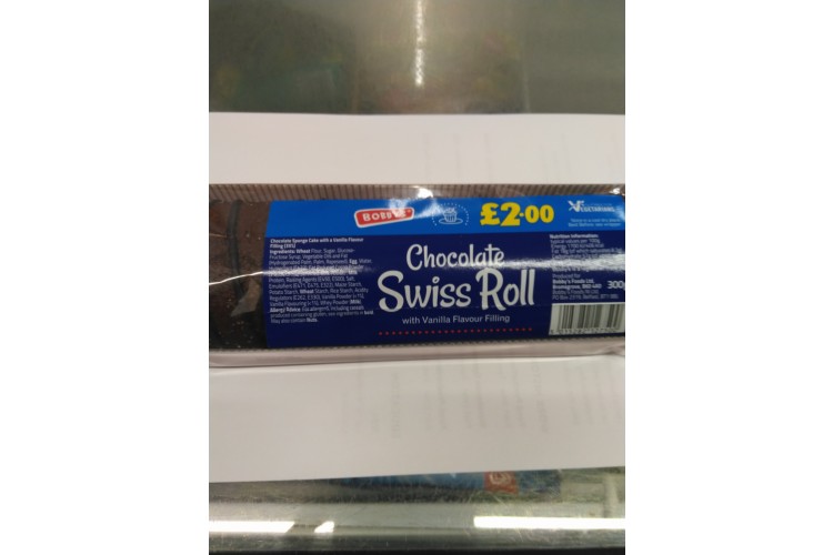 Bobby's Chocolate Swiss Roll With Vanilla Flavoring Filling 300g 