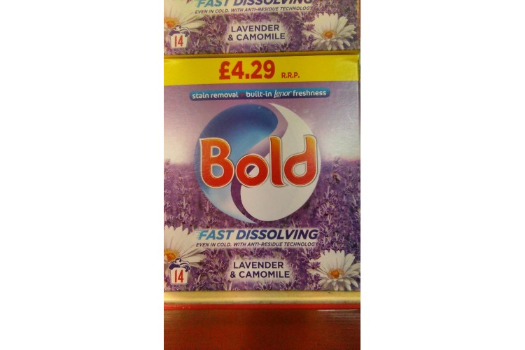 Brilliant Clean Bold With Built In Lenor Freshness Fast Dissolving With Anti-Residue Technology Lavender & Camomile 650g