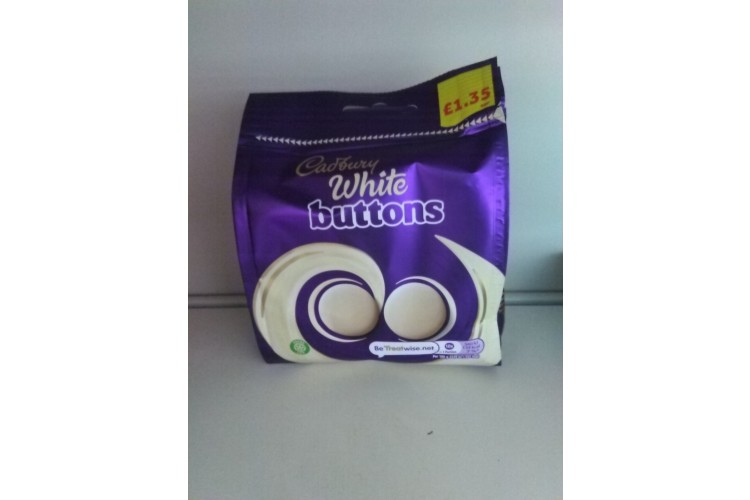 Cadbury Dairy Milk White Buttons 95g