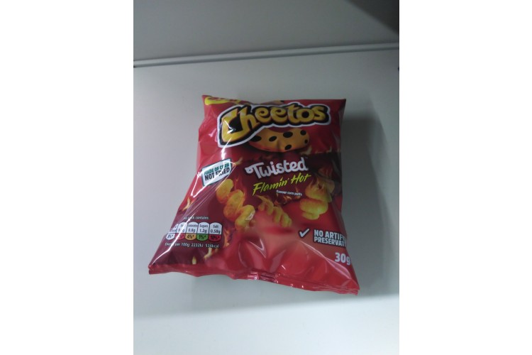 Cheetos Twisted Flamin' Hot 30g