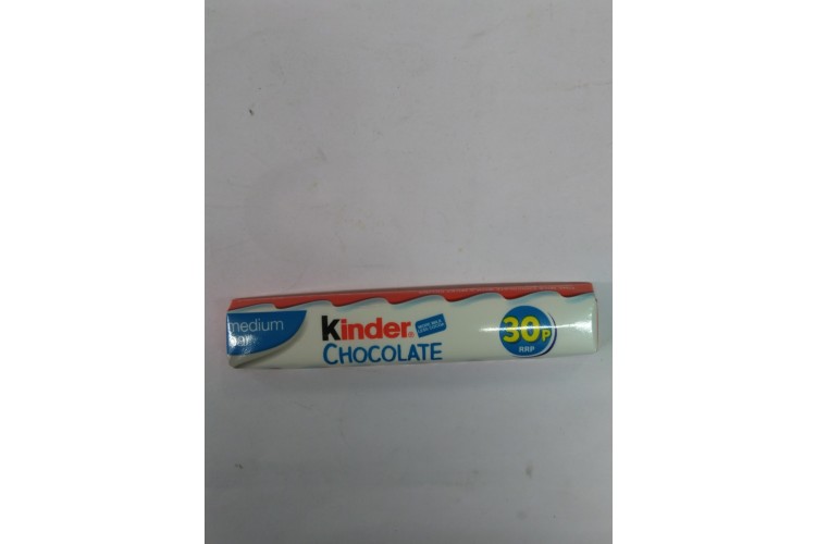 Kinder Chocolate Medium Bar More milk Less cocoa 21g