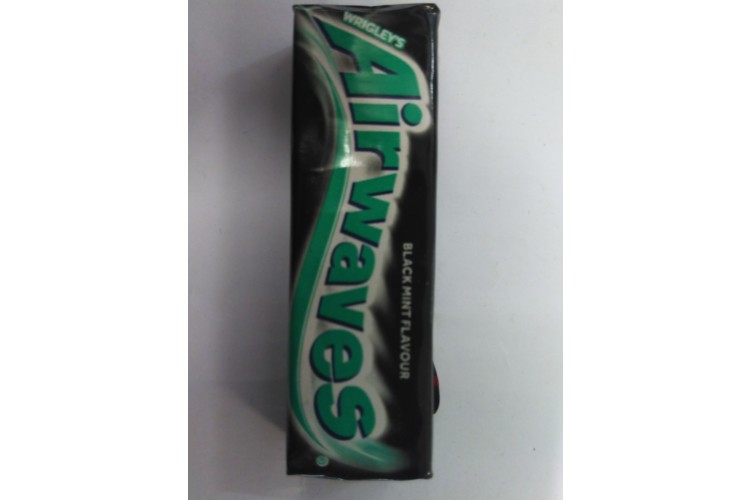 Wrigley's Airwaves Black mint flavour